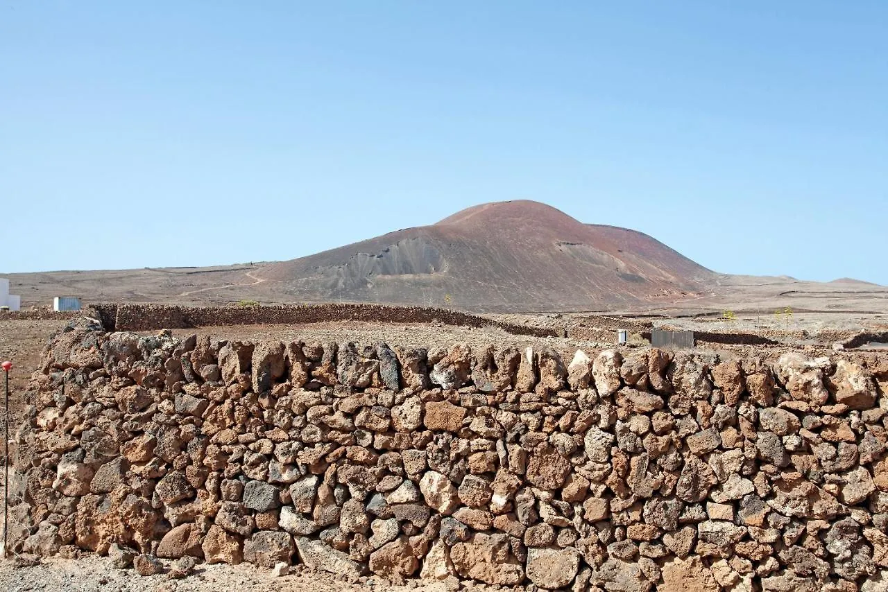 Casa Al Volcan De Lajares